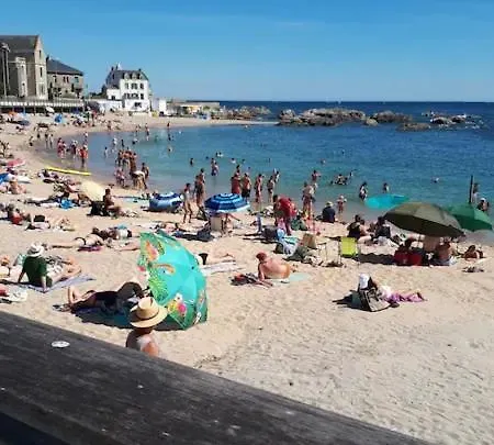 Bed & Breakfast 11 Port Lin 4*